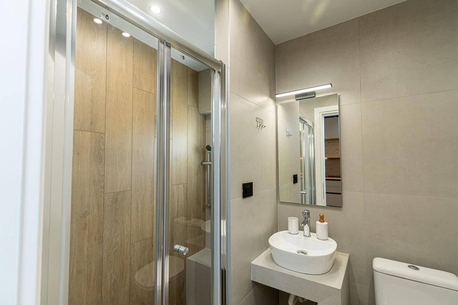 Modern 3 Bedroom Luxury Apartment Selanik Dış mekan fotoğraf